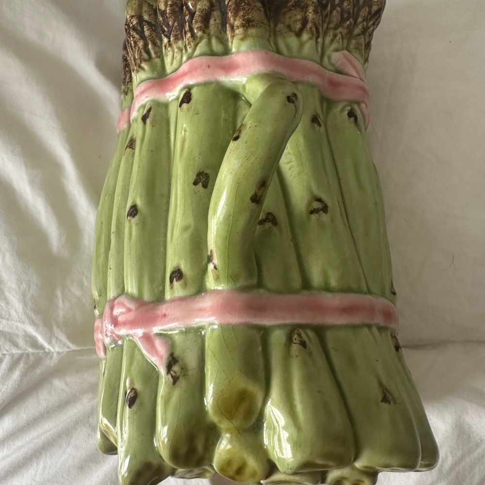 Vintage Bordallo Pinheiro Porcelain Asparagus Tureen With Spoon